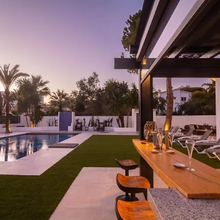 In Chapas Playa With Private Heated Pool בית נופש מארבלה
