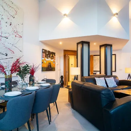 In Chapas Playa With Private Heated Pool Marbella